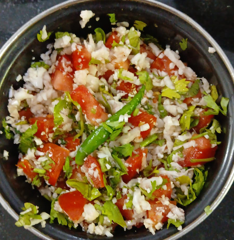 Cauliflower Tomato Salad