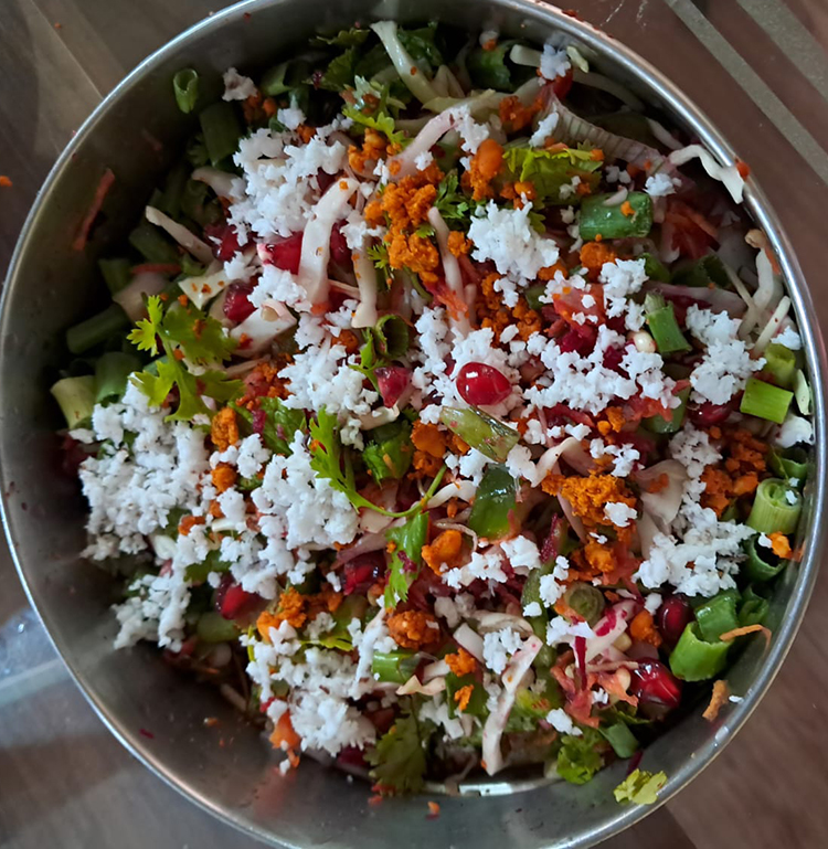  
                                Tossed Salad