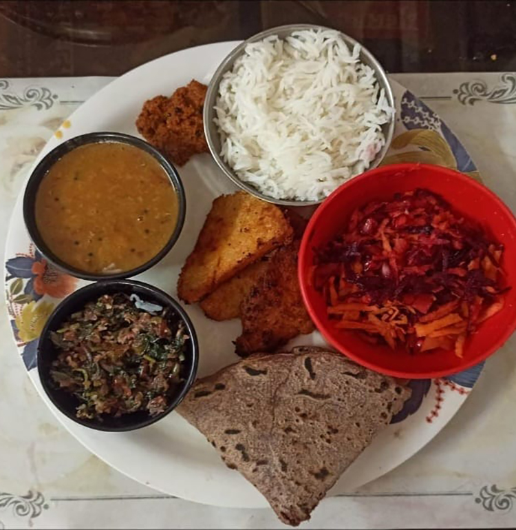  
                                Red Day Lunch