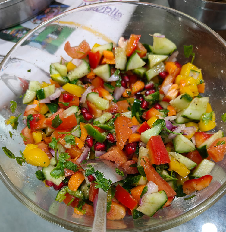  
                                Colorful Salad