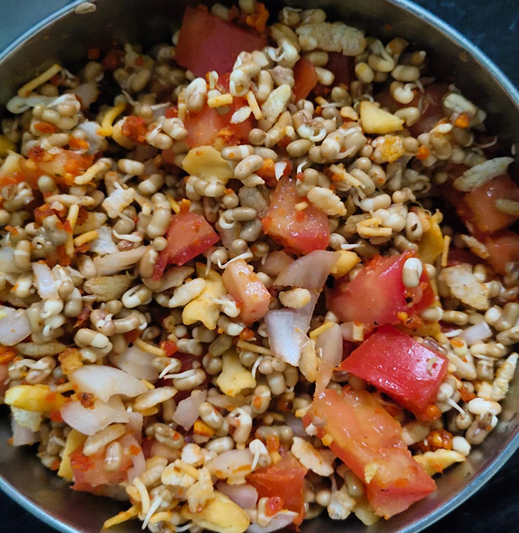  
                                Sprouts Salad