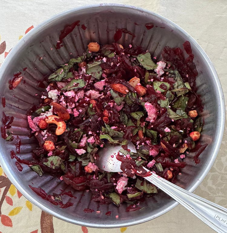  
                                Beetroot Palak Salad